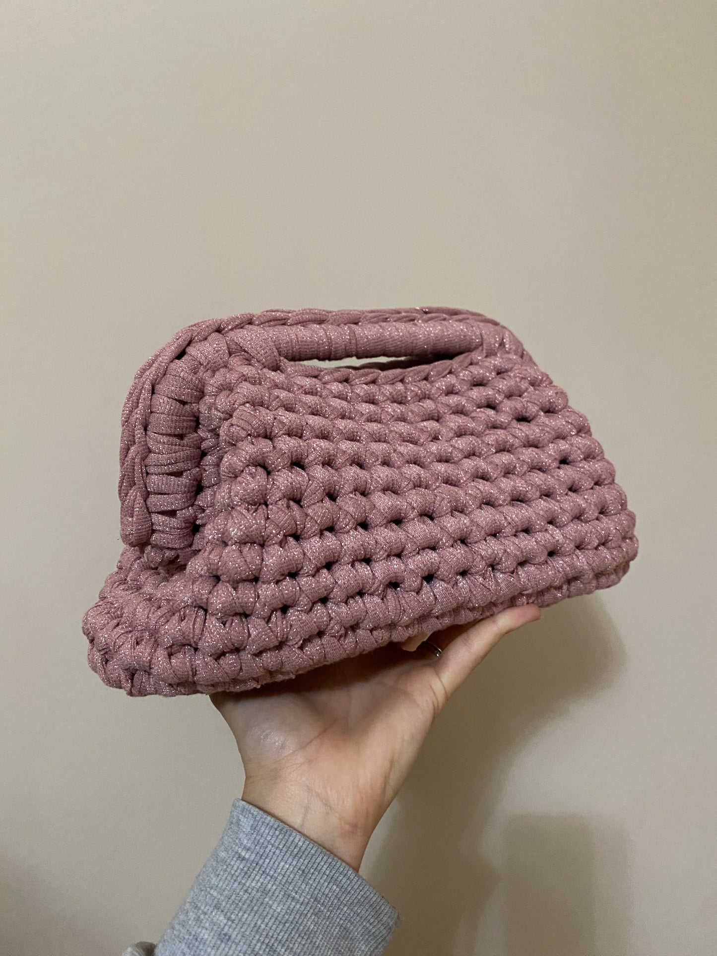 Pochette Rosa brillantinato in cotone fatta a mano