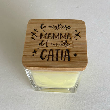 Candela con tappo inciso