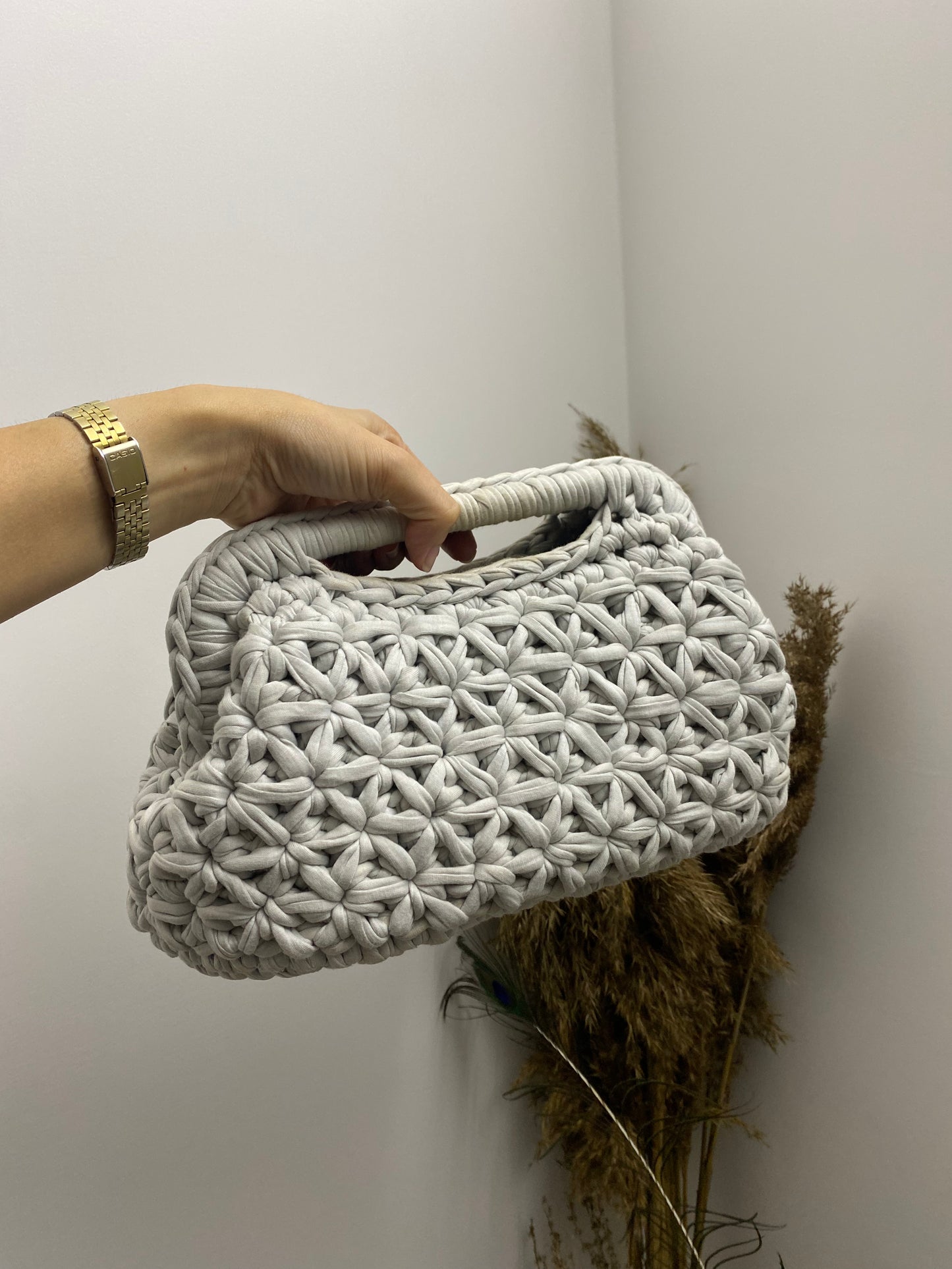 Borsa Pochette grande grigia in cotone fatta a mano punto stella/margherita